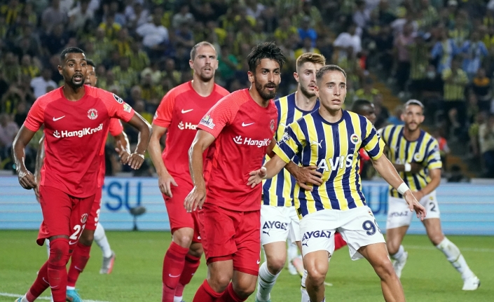 Fenerbahçe uzatmalarda beraberliği yakaladı