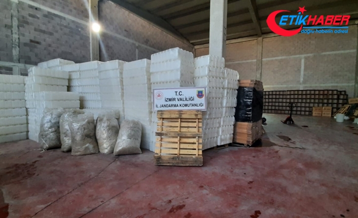 İzmir'de sahte içki tacirlerine darbe: 25 ton sahte/kaçak alkol ele geçirildi