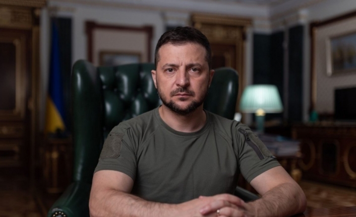 Zelenskiy: "Ukrayna'ya fırlatılan 13 İHA havada imha edildi"