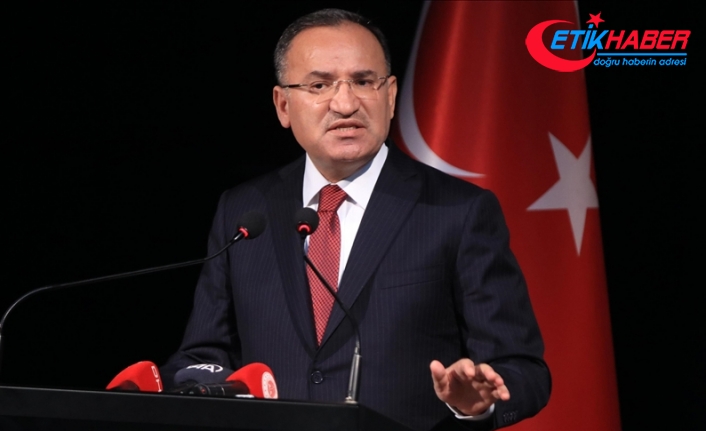 Adalet Bakanı Bozdağ: Bilim ve sanat hürriyeti, ifade hürriyeti, anayasamızın, yasalarımızın teminatı altında