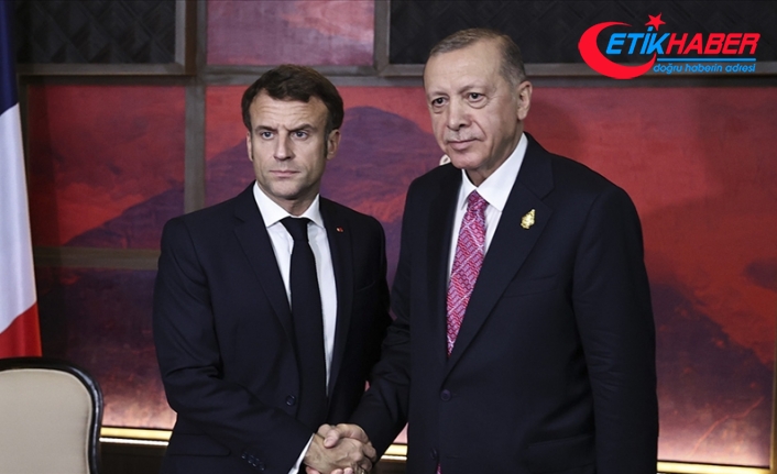 Fransa Cumhurbaşkanı Macron: Cumhurbaşkanı Erdoğan barış görüşmelerinde çok etkin rol oynuyor