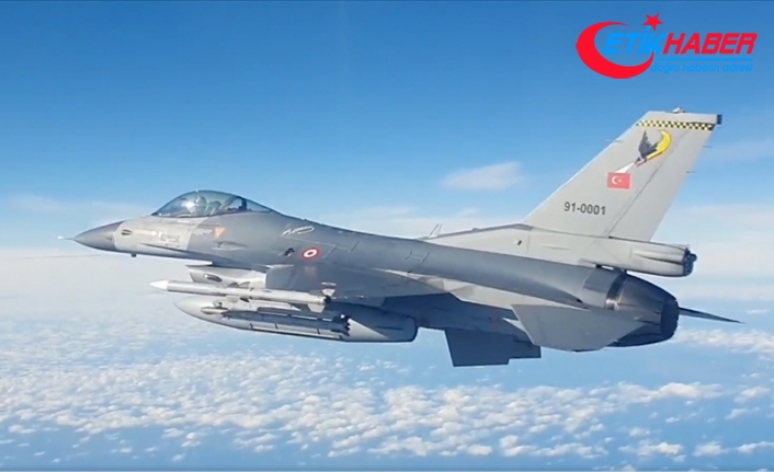 Türk savaş uçakları Ege'de eğitim uçuşu yaptı