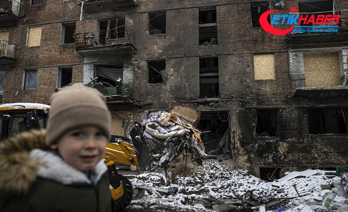 Ukrayna'nın Vişgorod kentinde Rus saldırılarının ardından yaralar sarılmaya çalışılıyor