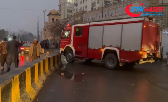 Kabil'de Dışişleri Bakanlığı önünde şiddetli patlama