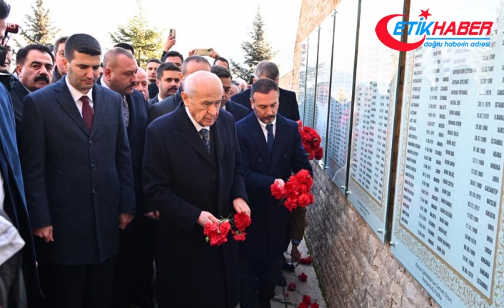 MHP Lideri Devlet Bahçeli'den Ülkücü Şehitler Anıtı ve Kızılcahamam Şehitler Ağacı ziyareti