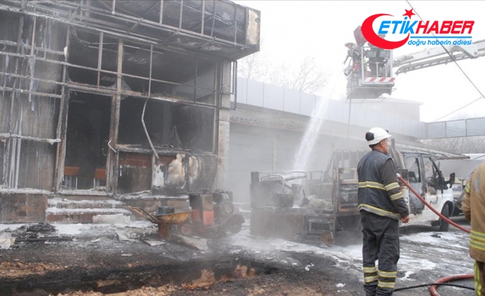 Tuzla'da kazı çalışmasında doğal gaz borusunun patlaması sonucu 1 işçi yaralandı