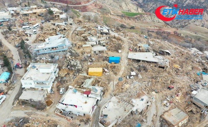 280 haneli beldede depremden 15 ev sağlam kalabildi