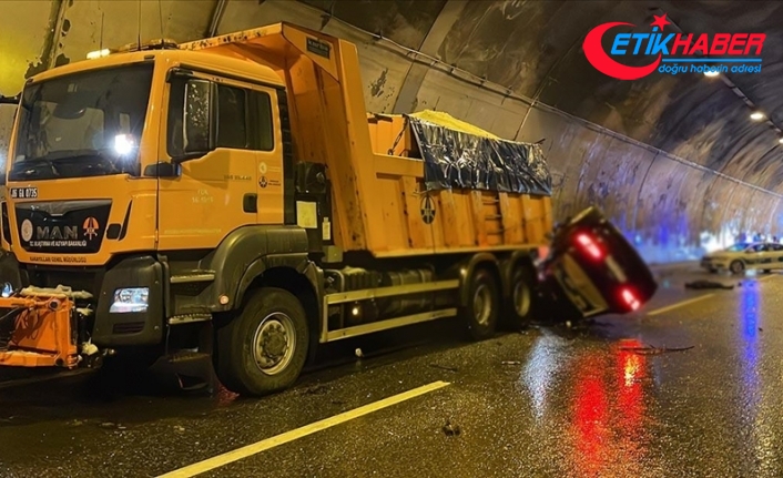 Anadolu Otoyolu'nda zincirleme trafik kazasında 1 kişi öldü, 3 kişi yaralandı