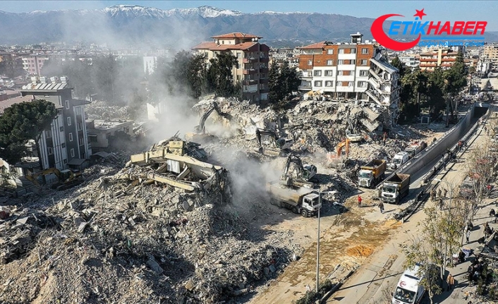 BM: Türkiye'deki depremlerin neden olduğu hasarın 100 milyar doları aşacağı tahmin ediliyor