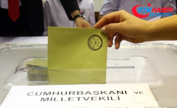 Kovid-19 iznine gönderilen taksirli suç hükümlüleri cezaevi listelerine eklenmeden oy kullanabilecek