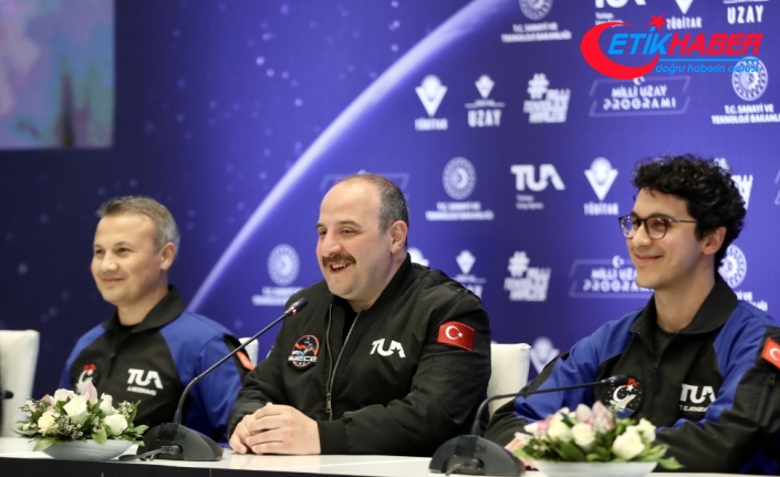 Bakan Varank, Türkiye'nin ilk uzay yolcuları ile bir araya geldi: