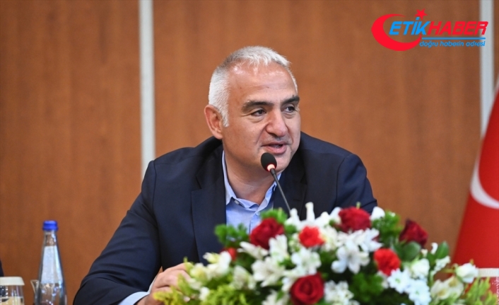 Kültür ve Turizm Bakanı Ersoy, Antalya'da tanıtım vakfı toplantısında konuştu: