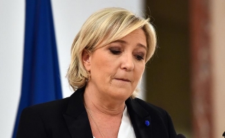 Aşırı sağcı Le Pen'e AB mahkemesinden red