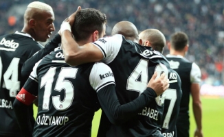 Beşiktaş, Avrupa'da en başarılı sezonunu geçirdi