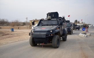 Suriye sınırında “güven konvoyu“