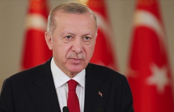 Cumhurbaşkanı Erdoğan, annesi vefat eden İçişleri Bakanı Süleyman Soylu'ya taziye dileklerini iletti: