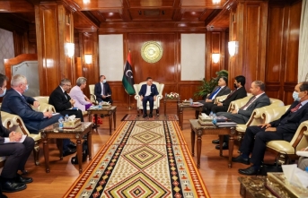 Libya Başbakanı Dibeybe, Avrupalı yetkililerle göç sorununu görüştü