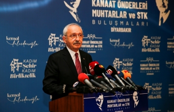 Kılıçdaroğlu, Diyarbakır'da “STK, Muhtarlar, Kanaat Önderleri Buluşmaları“na katıldı: